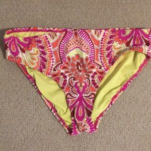 Swim suit bottom TITLE NINE